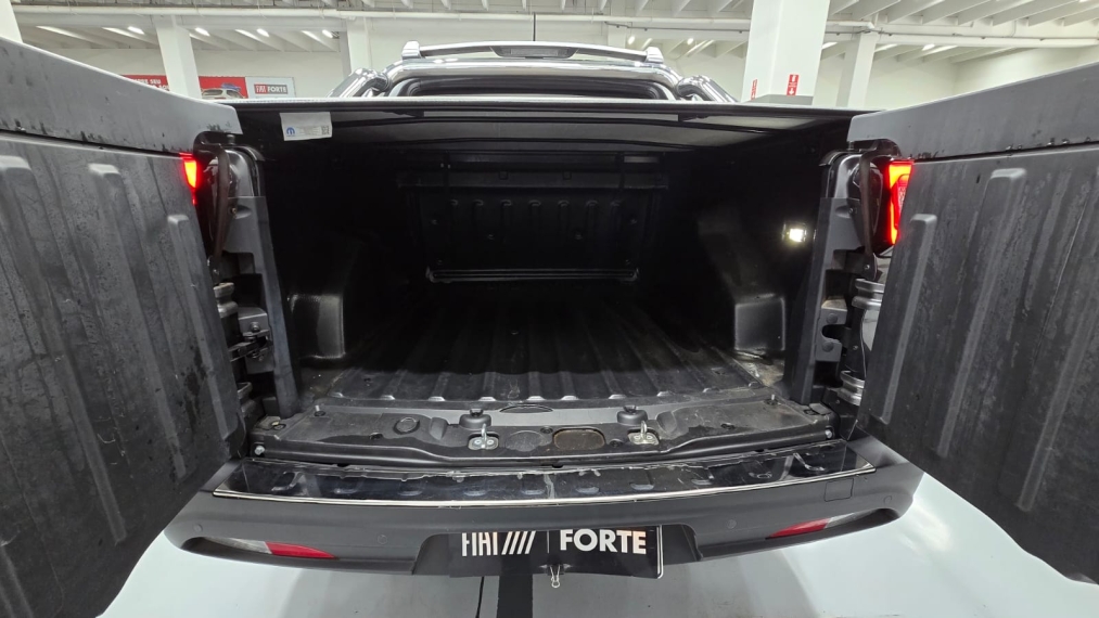 fiat toro 1.3 turbo 270 flex volcano at6 4p automatico 202516