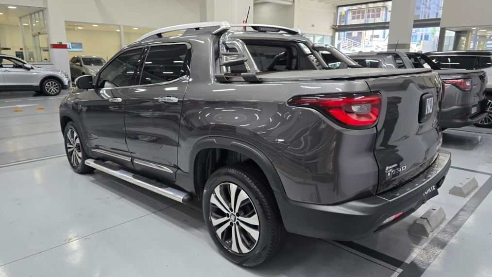fiat toro 1.3 turbo 270 flex volcano at6 4p automatico 202514