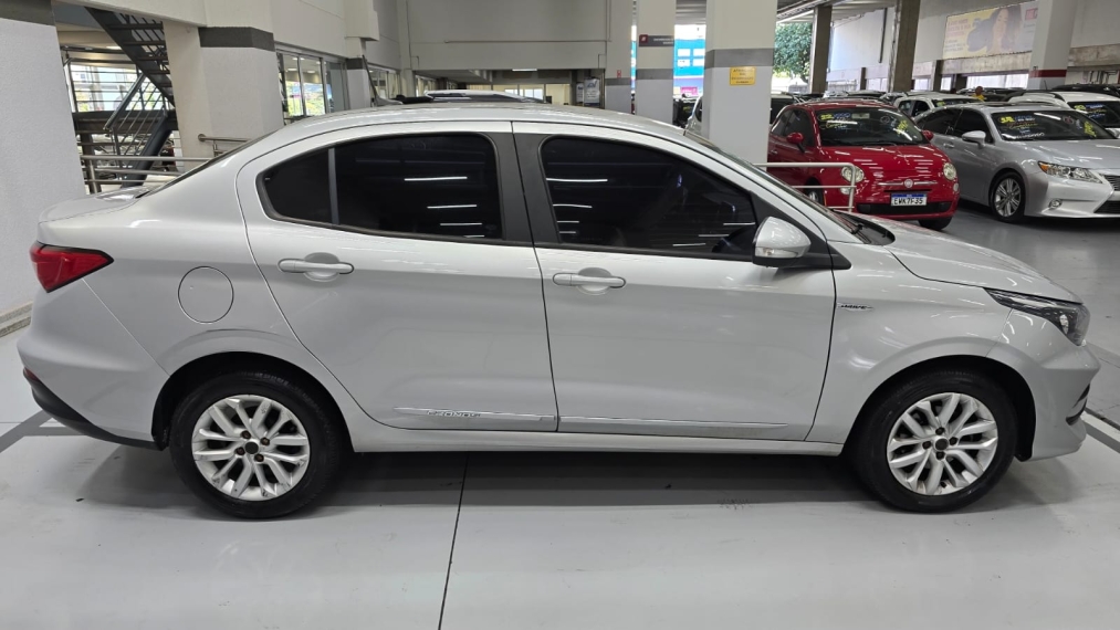 fiat cronos 1.3 firefly flex drive gsr 4p automatico 20194