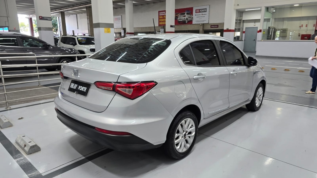 fiat cronos 1.3 firefly flex drive gsr 4p automatico 201913