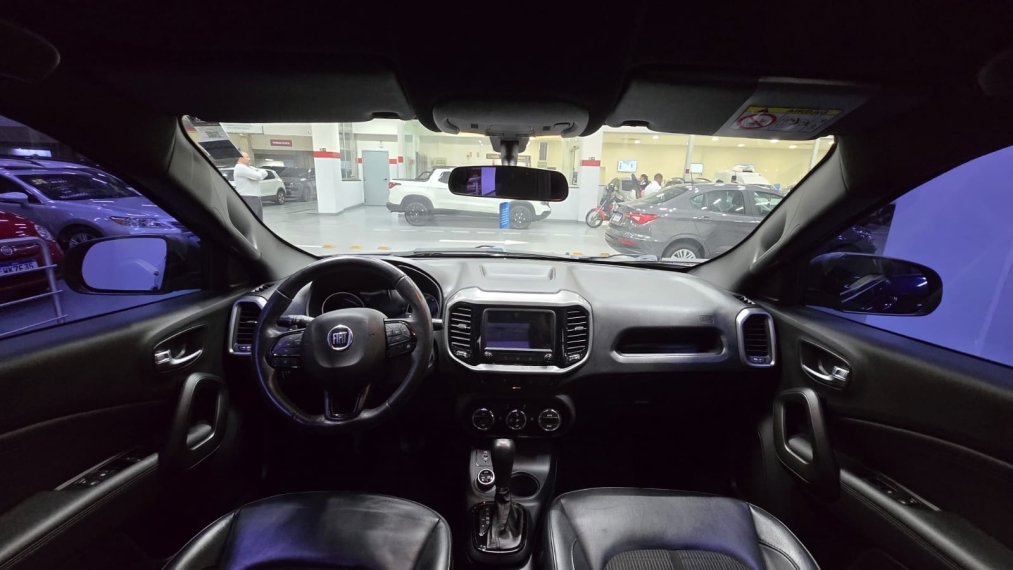 fiat toro 2.0 16v turbo diesel freedom 4wd at9 4p automatico 202010