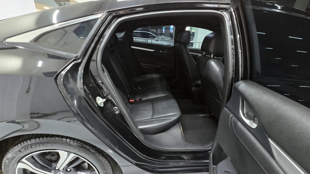 honda civic 2.0 16v flexone exl 4p cvt flex automatico 201811