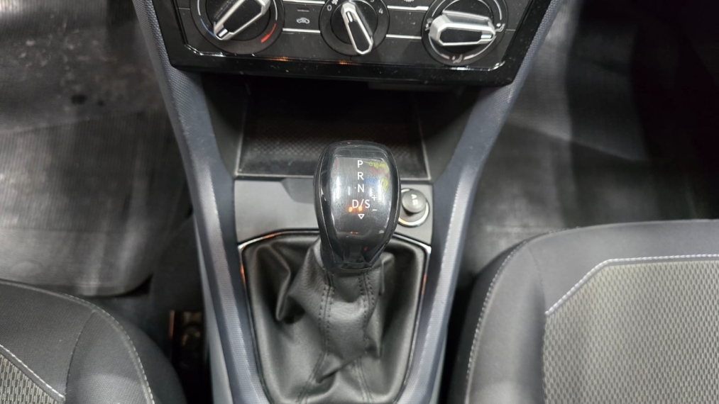volkswagen t-cross 1.0 200 tsi total flex automatico 4p 20208