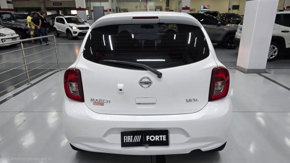 nissan march 1.6 sl 16v flex 4p manual automatico 201614