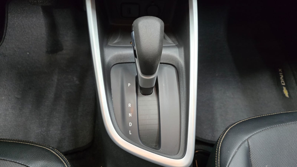 chevrolet onix 1.0 turbo flex plus premier automatico 4p 20208