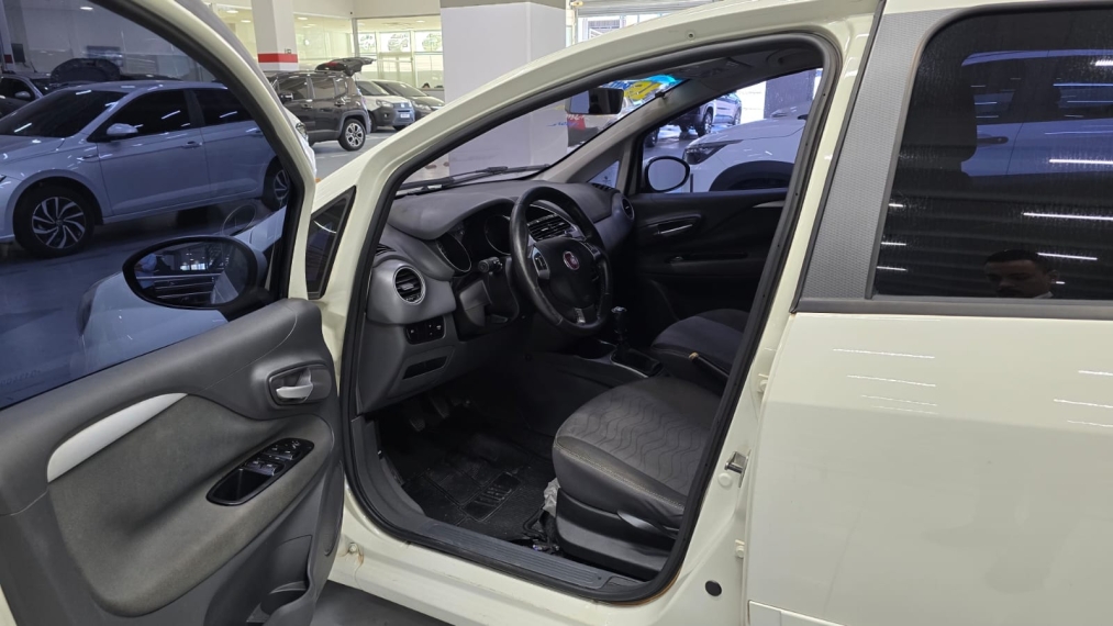 fiat punto 1.4 attractive 8v flex 4p manual 20165