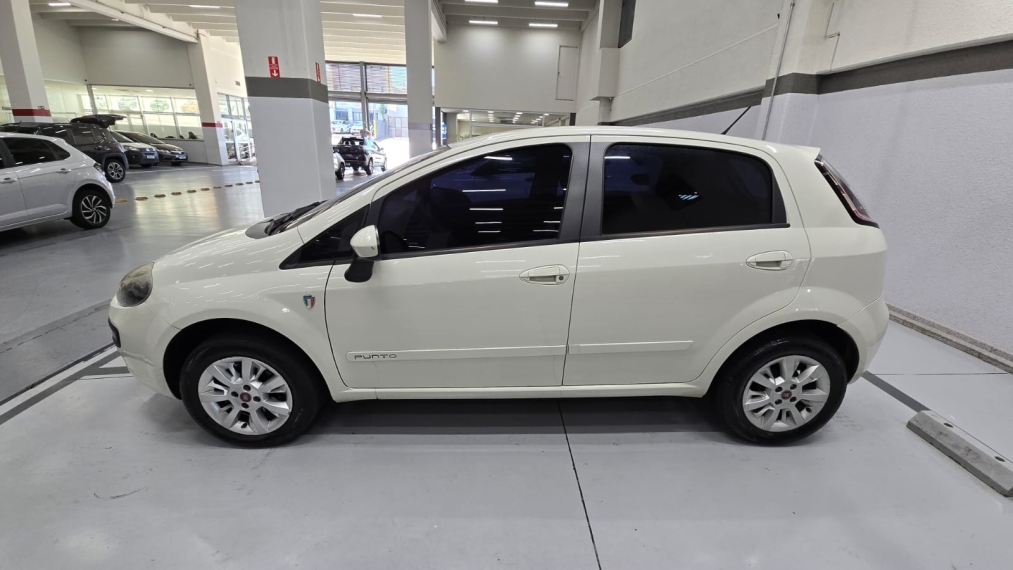 fiat punto 1.4 attractive 8v flex 4p manual 20164