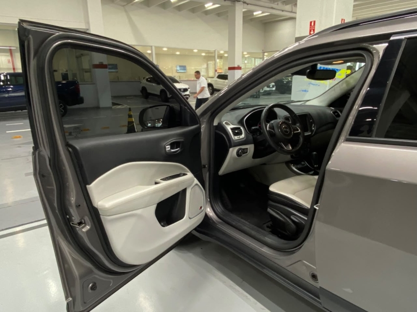 jeep compass 2.0 16v flex longitude automatico 4p 20199