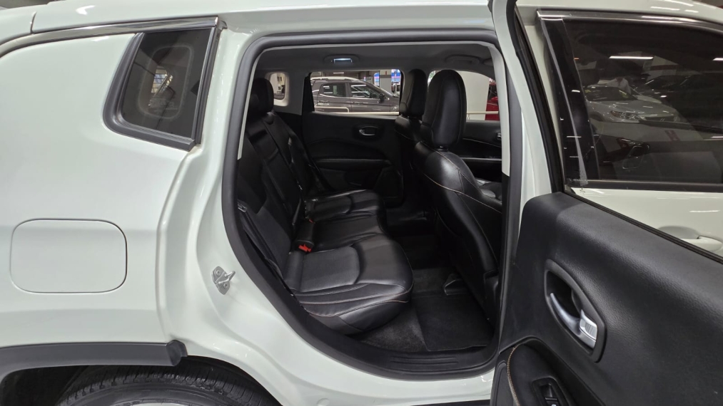 jeep compass 2.0 16v flex longitude automatico 4p 201811