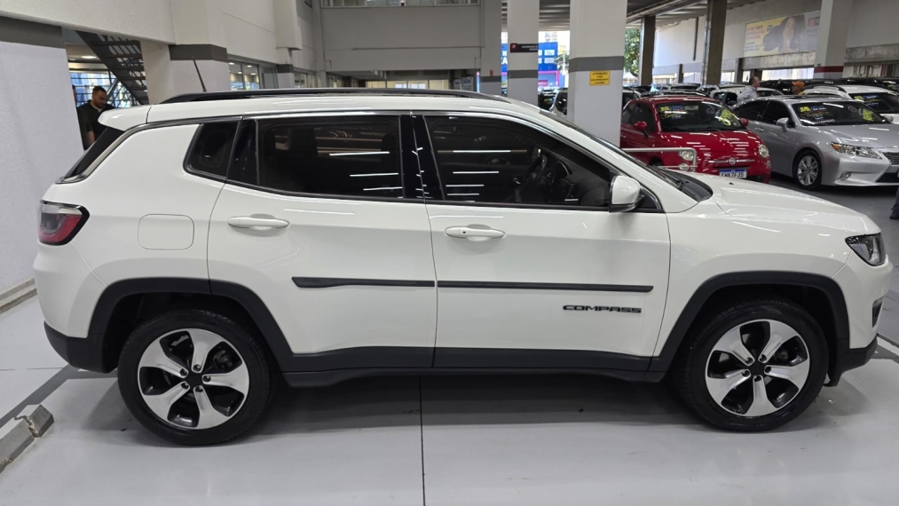 jeep compass 2.0 16v flex longitude automatico 4p 20184
