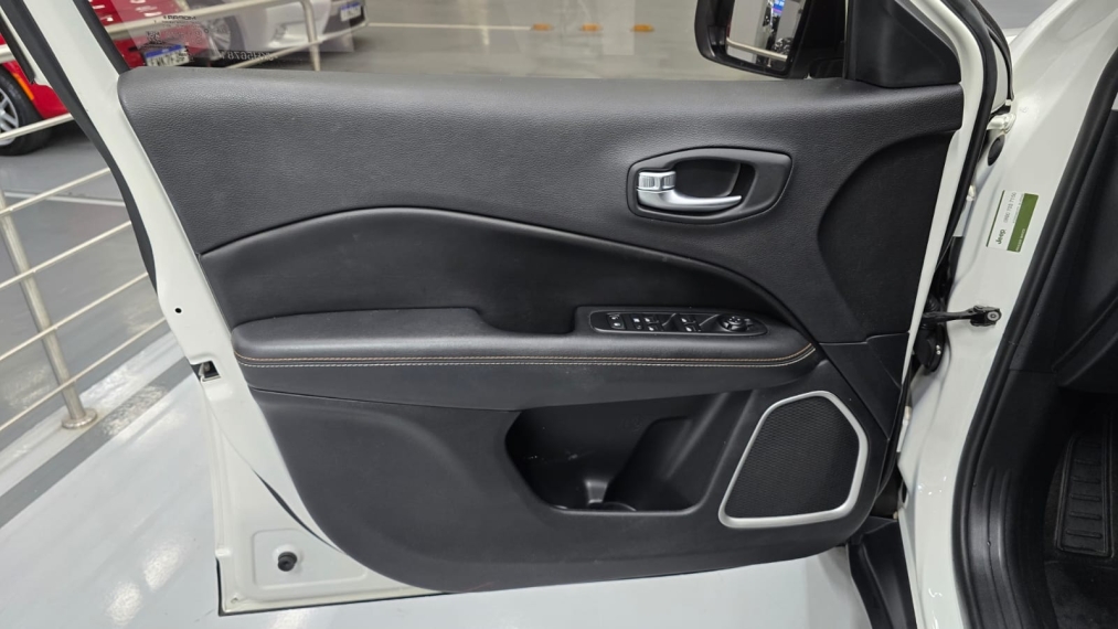 jeep compass 2.0 16v flex longitude automatico 4p 20189
