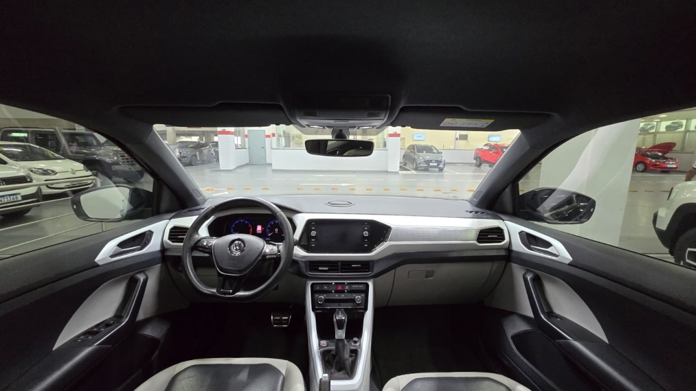 volkswagen t-cross 1.4 250 tsi total flex highline automatico 4p 202010