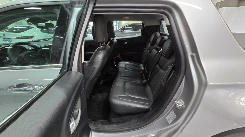 fiat toro 2.0 16v turbo diesel volcano 4wd at9 4p automatico 202312