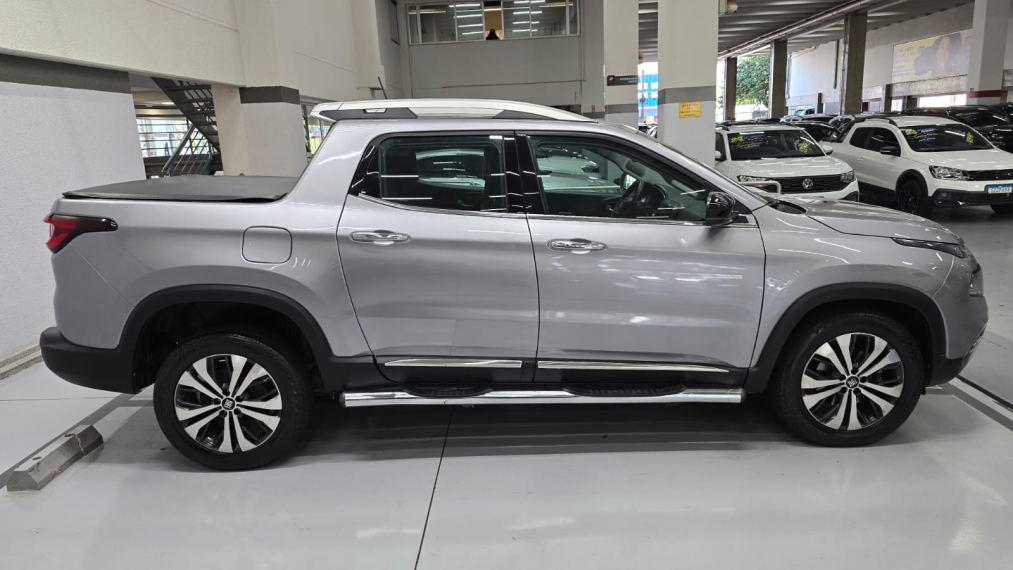 fiat toro 2.0 16v turbo diesel volcano 4wd at9 4p automatico 20234