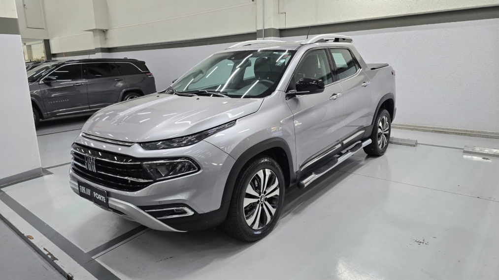 fiat toro 2.0 16v turbo diesel volcano 4wd at9 4p automatico 20231