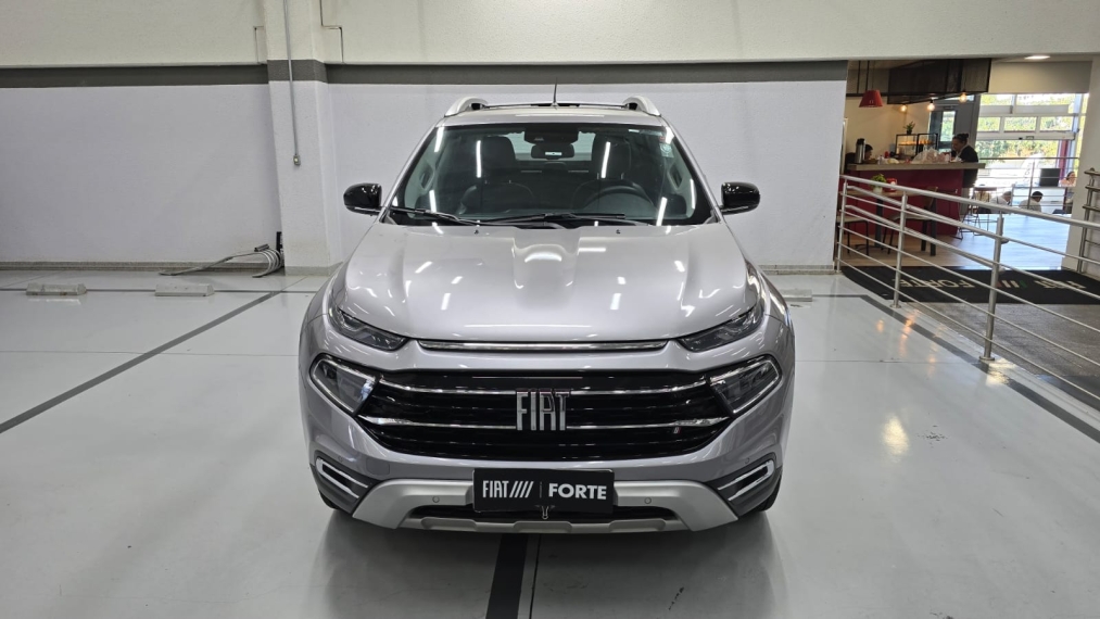 fiat toro 2.0 16v turbo diesel volcano 4wd at9 4p automatico 20232