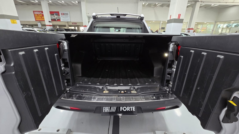 fiat toro 2.0 16v turbo diesel volcano 4wd at9 4p automatico 202316