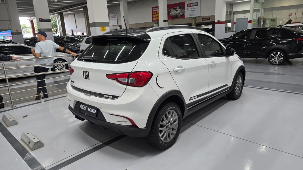 fiat argo 1.3 firefly flex trekking manual 4p automatico 202113