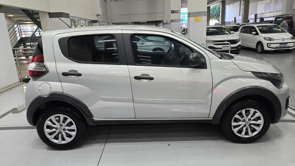 fiat mobi 1.0 evo flex like. manual 4p 20224