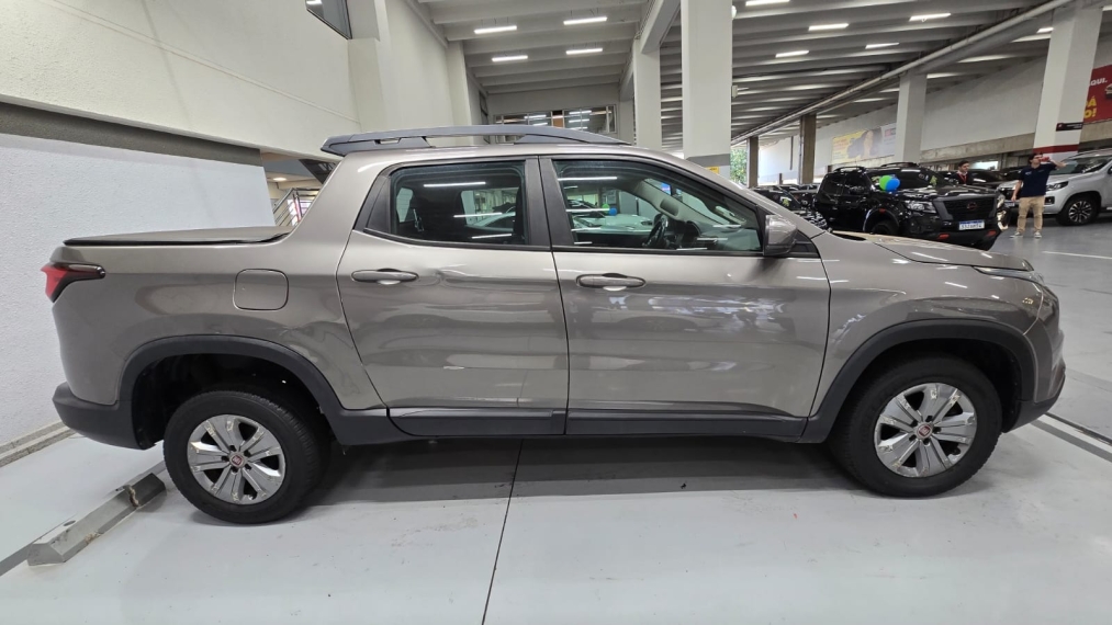 fiat toro 1.8 16v evo flex freedom at6 4p automatico 20204