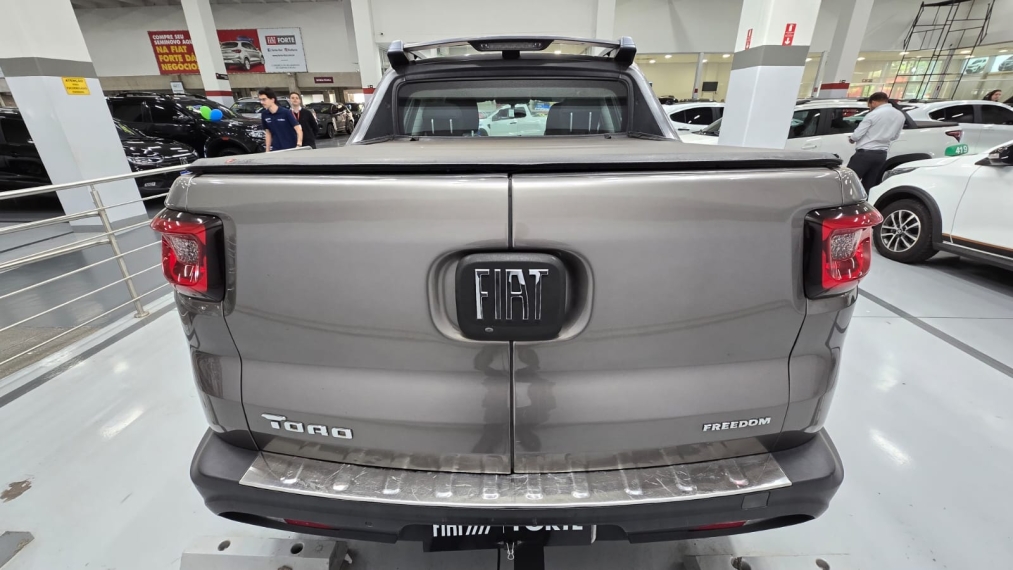 fiat toro 1.8 16v evo flex freedom at6 4p automatico 202013