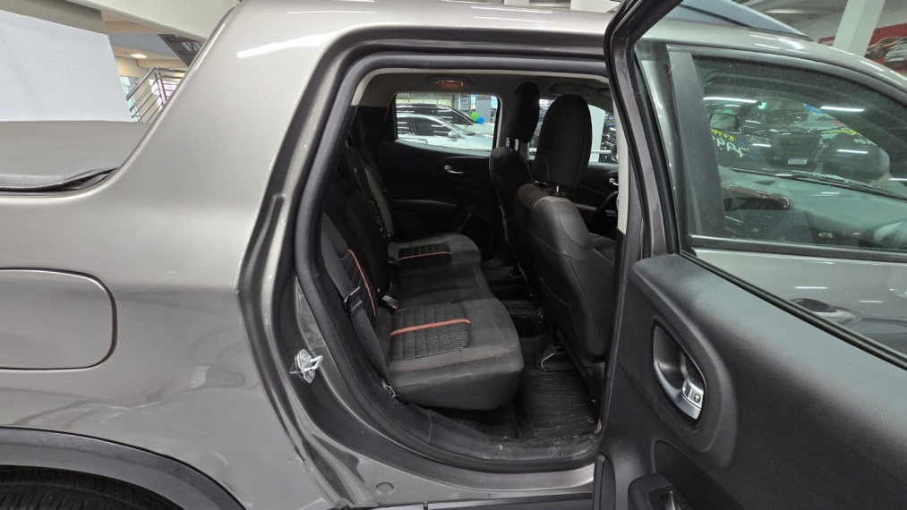 fiat toro 1.8 16v evo flex freedom at6 4p automatico 202010