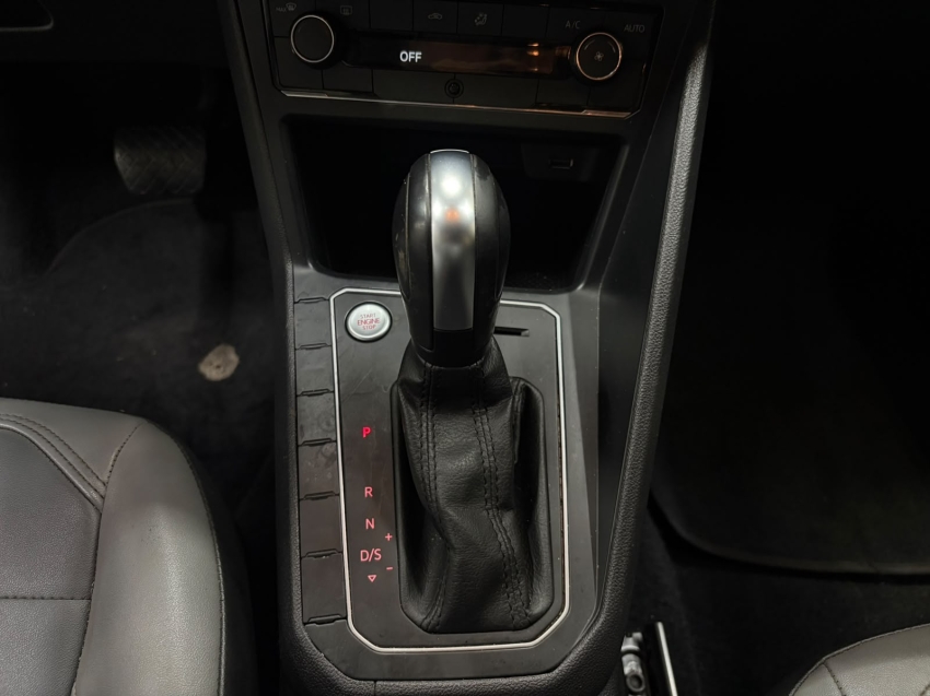 volkswagen nivus 1.0 200 tsi total flex highline automatico 4p 20218