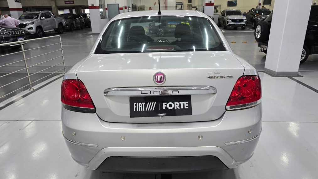 fiat linea 1.8 essence 16v flex 4p manual 201614