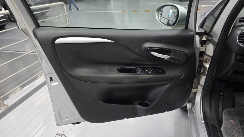fiat linea 1.8 essence 16v flex 4p manual 20169