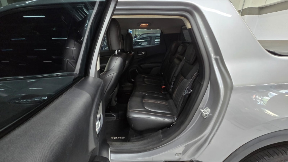 fiat toro 2.0 16v turbo diesel volcano 4wd at9 4p automatico 202012
