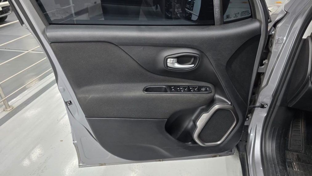 jeep renegade 1.3 t270 turbo flex sport at6 4p automatico 20229