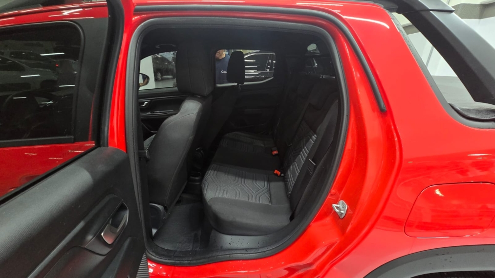 fiat strada 1.3 firefly flex volcano cd cvt 4p automatico 202512