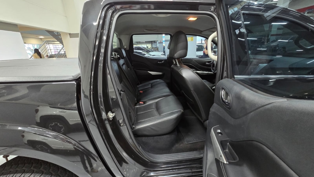 nissan frontier 2.3 16v turbo diesel xe cd 4x4 automatico 4p 201911