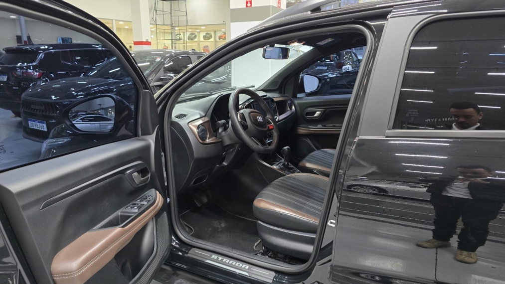 fiat strada 1.0 turbo 200 flex ranch cd cvt 4p automatico 20245
