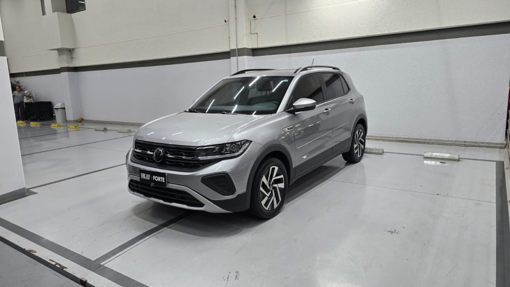 volkswagen t-cross 1.0 200 tsi total flex comfortline automatico 4p 20251