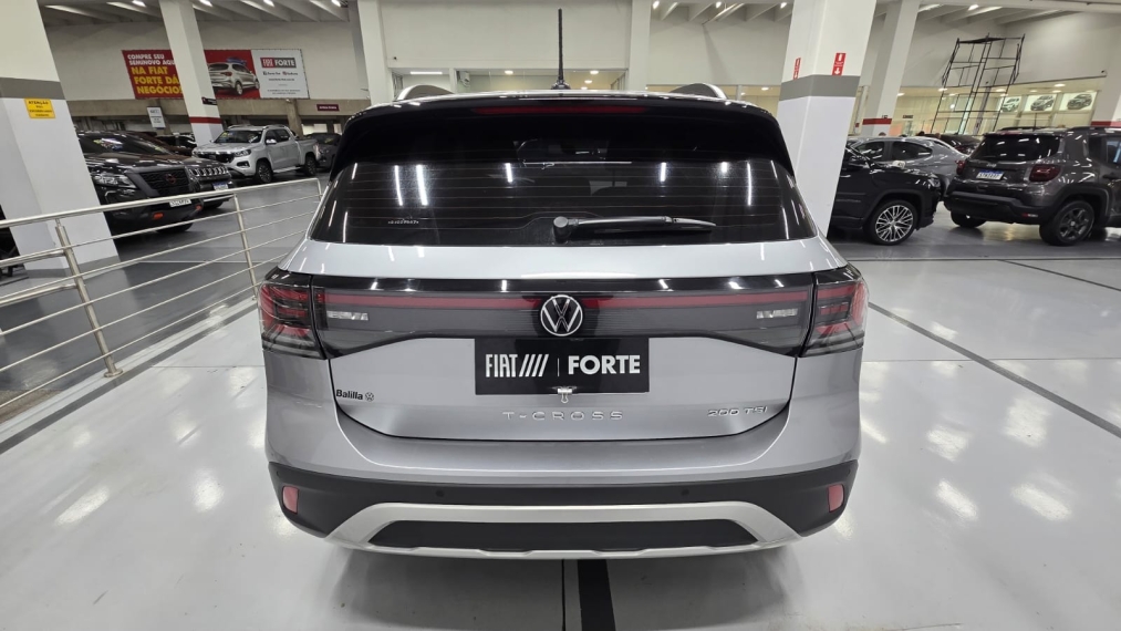 volkswagen t-cross 1.0 200 tsi total flex comfortline automatico 4p 202514