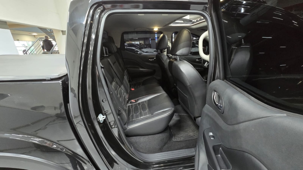nissan frontier 2.3 16v turbo diesel pro4x cd 4x4 automatico 4p 202412