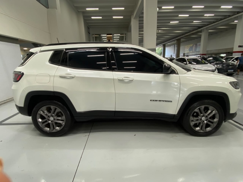 jeep compass 1.3 t270 turbo flex longitude at6 4p automatico 20244
