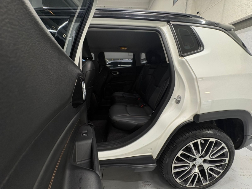 jeep compass 1.3 t270 turbo flex limited at6 4p automatico 202312