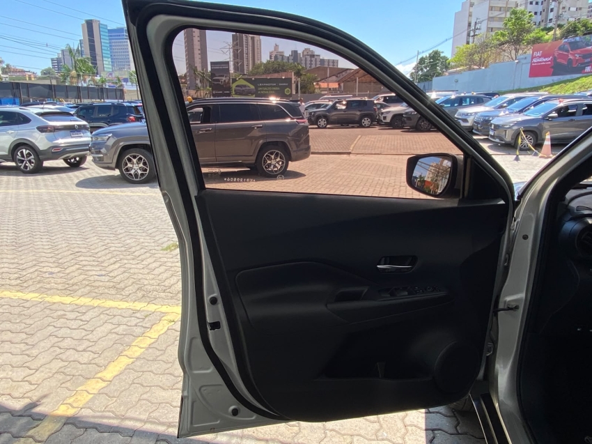 nissan kicks 1.6 16v flexstart s 4p xtronic flex automatico 20196