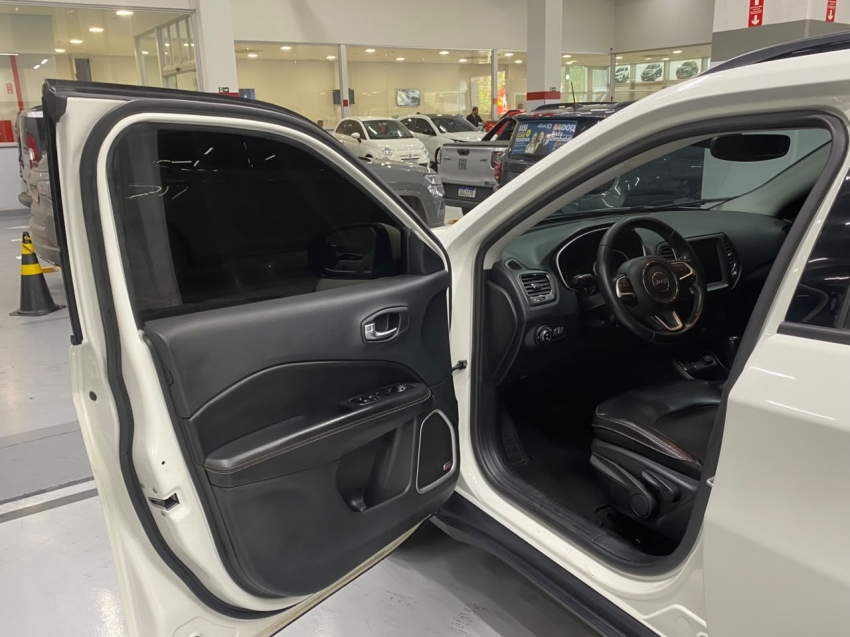 jeep compass 2.0 16v flex longitude automatico 4p 20219