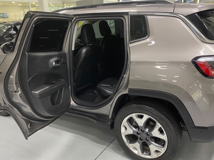 jeep compass 2.0 16v diesel longitude 4x4 automatico 4p 202012