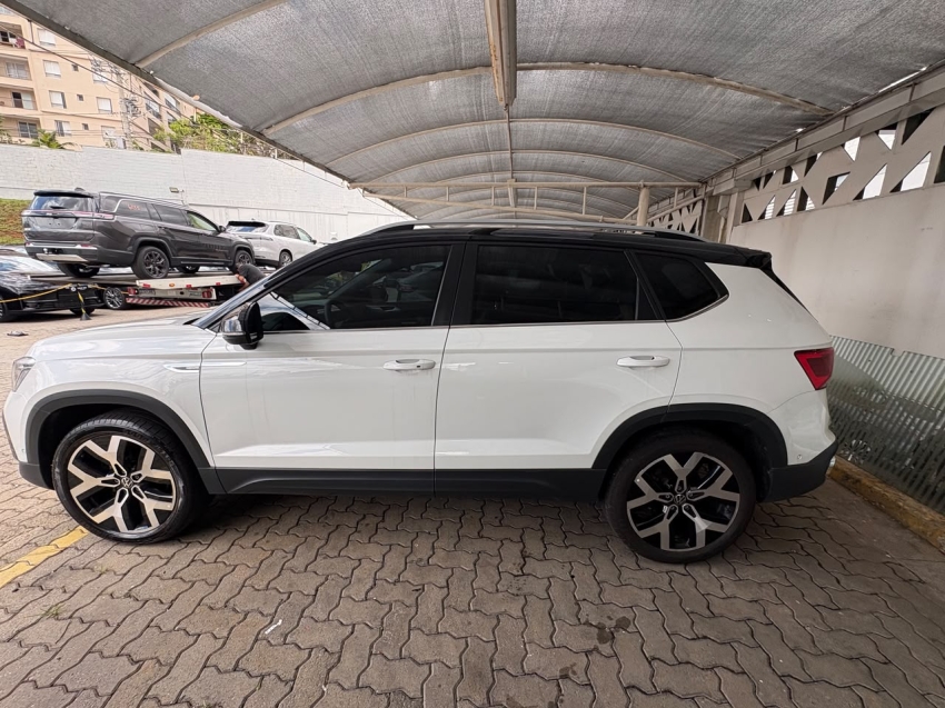 volkswagen taos 1.4 250 tsi total flex highline automatico 4p 202514