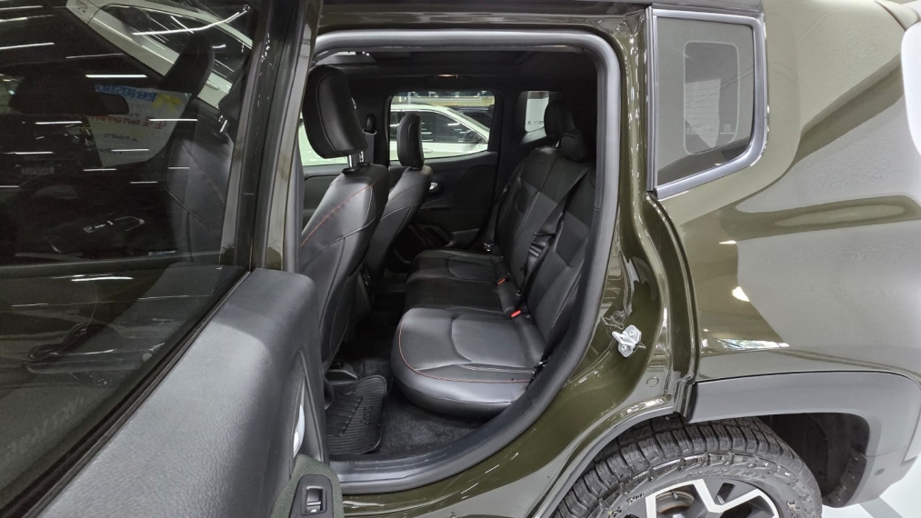 jeep renegade 1.3 t270 turbo flex willys 4x4 at9 4p automatico 202712