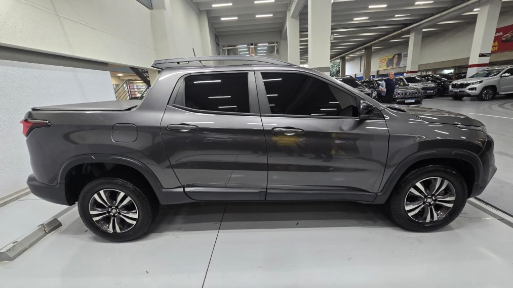 fiat toro 1.3 turbo 270 flex freedom at6 4p automatico 20244