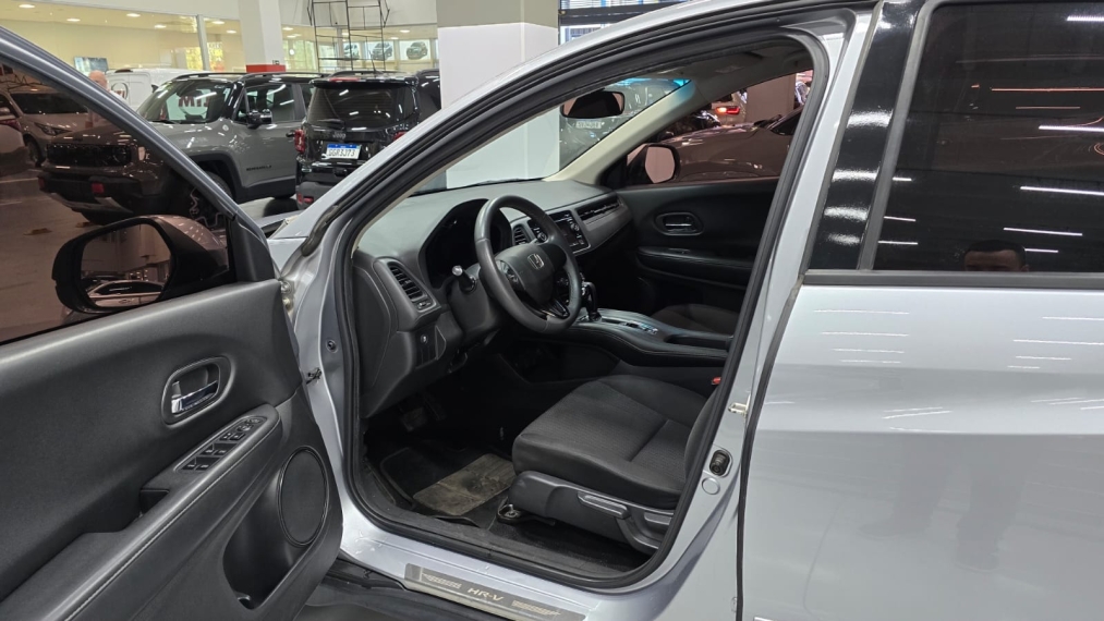 honda hr-v 1.8 16v flex lx 4p automatico 20176
