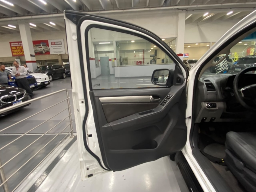chevrolet s10 2.4 lt 4x2 cd 8v flex 4p manual 20136