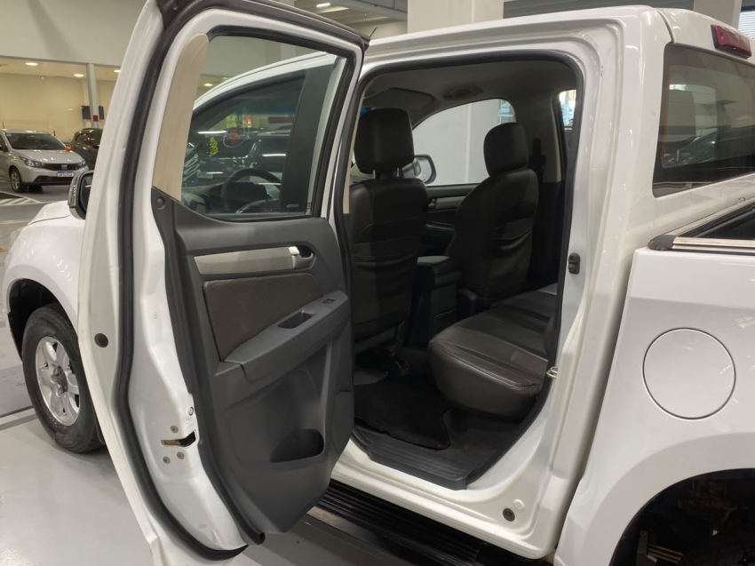 chevrolet s10 2.4 lt 4x2 cd 8v flex 4p manual 201312