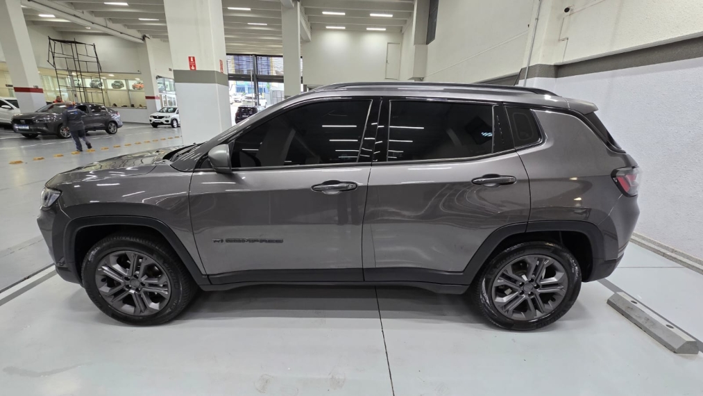 jeep compass 1.3 t270 turbo flex longitude at6 4p automatico 20225