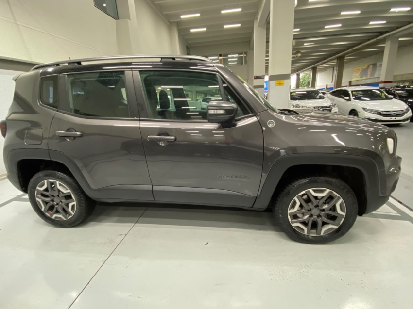 jeep renegade 1.3 t270 turbo flex trailhawk 4x4 at9 4p automatico 20224